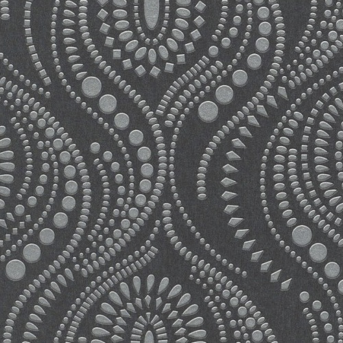 822403